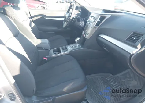 2011 Subaru Outback 2.5I Premium z USA, uszkodzony, nr VIN 4S4BRBGC4B3422439